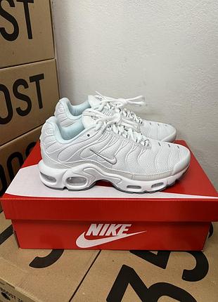 Кроссовки nike tn plus triple white / найк тн белые 36 37 38 39 40 41