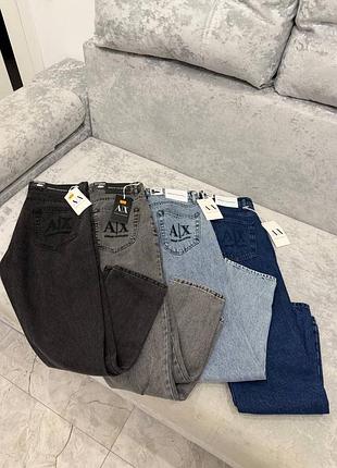 Джинси від бренду armani