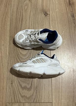Дитячі кросівки adidas