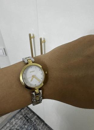 Жіночий годинник dkny