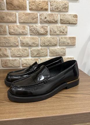 Шкіряні лофери massimo dutti
