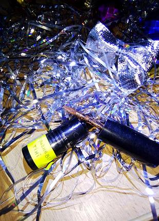 Тіні в подарунок до будь-якої купівлі