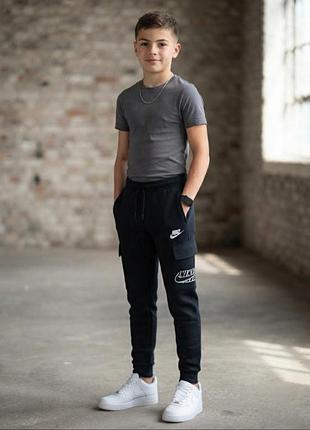 Спортивные штаны nike, р. 12-14.