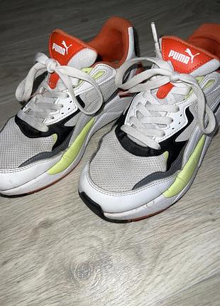 Оригінальні кросівки puma 6