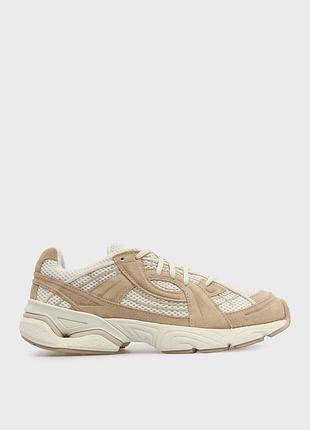 Under armour бежеві замшеві кросівки sola suede