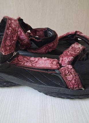 Босоножки teva 5
