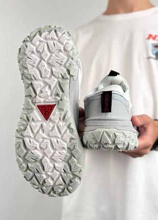 Nike acg mountain fly 2 low white grey 2
