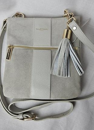 Шкіряна сіра сумка через плече від бренду russell & bromley. шкіряна сумка. для жінок