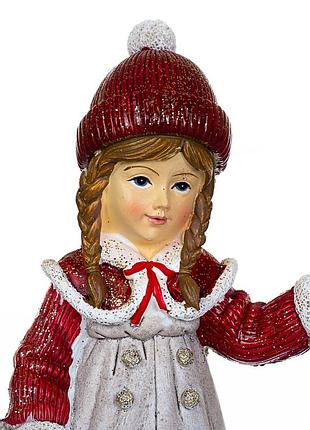 Фигурка "девочка с мишкой" elisey 2