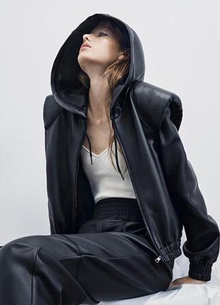 Куртка-толстовка з підплічниками та напиленням під шкіру zara зіпка