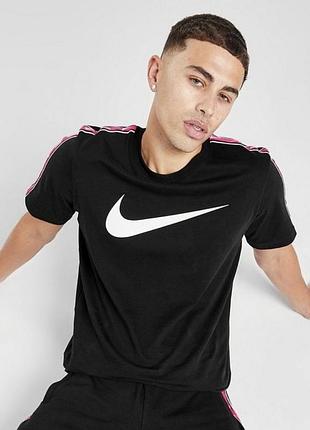 Nike big swoosh футболка на лампасах