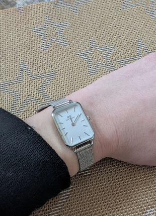 Наручные серебряные часы daniel wellington