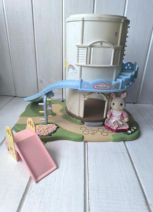 Ляльковий будинок будиночок сільванія sylvanian families family фігурка зайчик