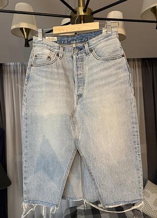 Джинсова спідниця levi’s 26 розмір
