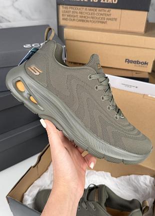 Легкі повітропроникні кросівки чоловічі skechers bobs