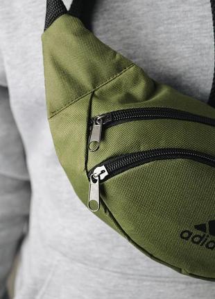 Бананка adidas хакі # 3