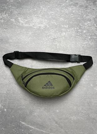 Бананка adidas хакі # 6