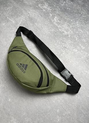 Бананка adidas хакі # 7