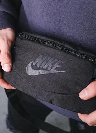 Бананка nike черная 5