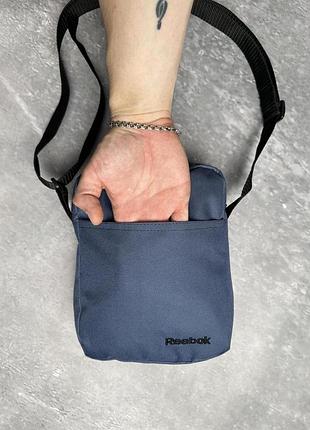 Борсетка reebok синяя 600д черное лого 7