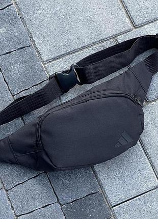 Бананка черная adidas 5