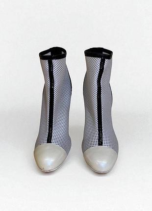 Chanel оригінал 38 1/2 с ботильйони