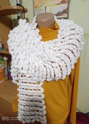 Распродажа!!! шарф плюшевый, махровый-помпонная пряжа-ручная работа- не ношен.