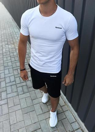 Футболка reebok біла m