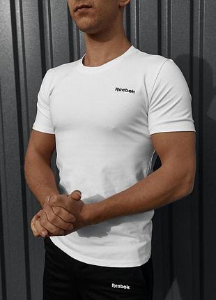 Футболка reebok біла m 5