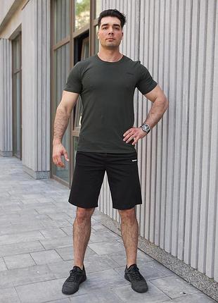 Комплект мужской reebok: футболка хаки + шорты черные
