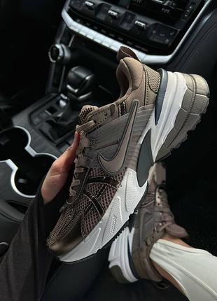 Nike v2k run premium 2