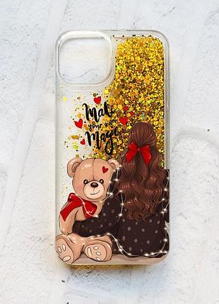 Чехол с плавающими блестками на iphone 14 золотой :: девушка с мишкой (принт 188)