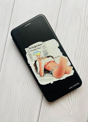 Чехол-книжка с рисунком для xiaomi redmi note 8 pro черный :: девушка с газетой (принт 31) 2