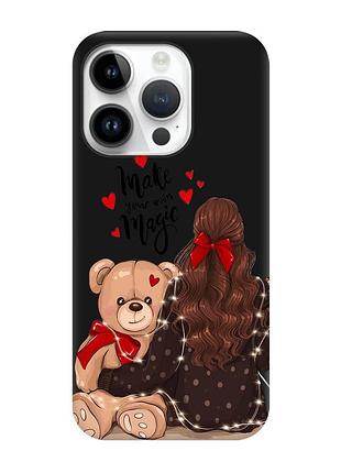 Матовый черный чехол на apple iphone 14 pro :: девушка с мишкой (принт 188)