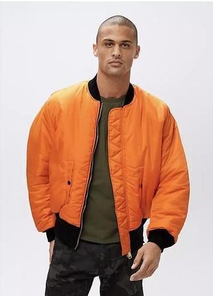 Чорним бомбер alpha industries 9