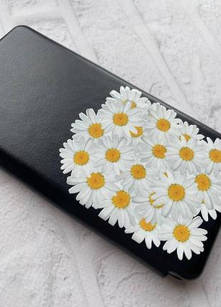 Чехол-книжка с рисунком на iphone 7 plus/8 plus :: черный :: букет ромашек (принт 40) 3