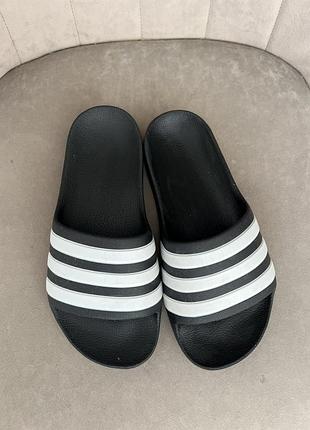 Шльопанцв adidas 37 розмір 3