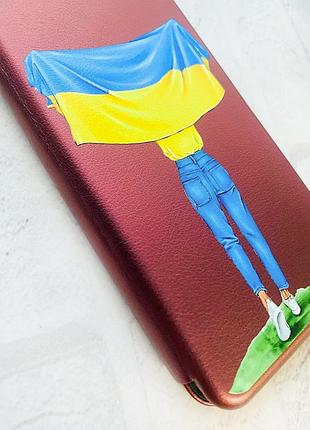 Чехол-книжка с рисунком на xiaomi redmi 7 :: бордовый :: девушка с флагом /принт 263/