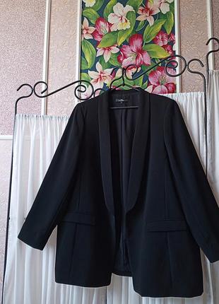 Красивий чорний піджак next tailoring. 2