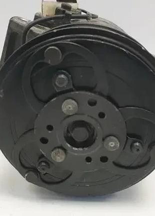 Компрессор кондиционера volvo s60 v70 2.4 d5 pompa 3