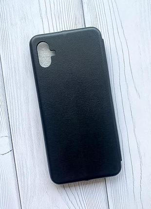 Чехол-книжка с рисунком для samsung galaxy a04e (a042) черный :: девушка с газетой (принт 31) 2