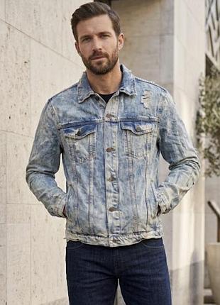 Чоловіча джинсова куртка h&m divided | блакитна джинсовка з потертостями | розмір l
