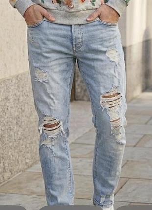 Чоловічі рвані джинси zara | світло-блакитні завужені джинси з потертостями | розмір 42 (32)
