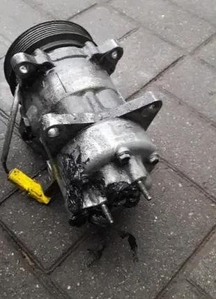 Компресор кондиціонера peugeot 307 5