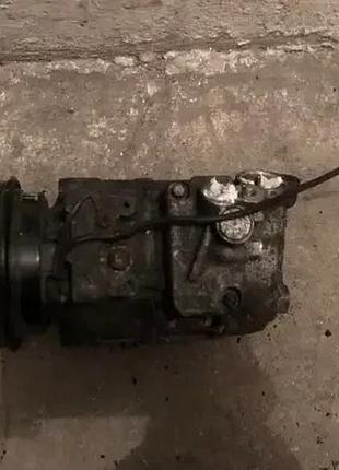 Компрессор кондиционера passat b5 1.9tdi 8d0260805j