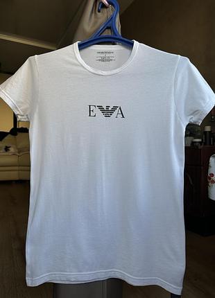 Оригінальна біла футболка emporio armani s (з кодом certilogo)