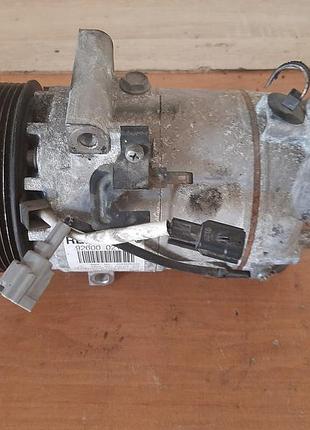 Компресор кондиціонера renault clio iv 926000217r