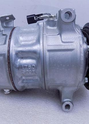 Компресор кондиціонера renault megane iv 1.6 tce 926003404r