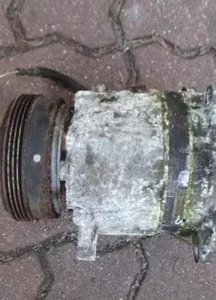 Компрессор кондиционера renault megane scenic 5284