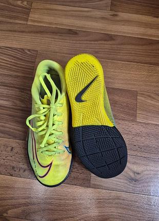 Продам детские кроссовки nike 3